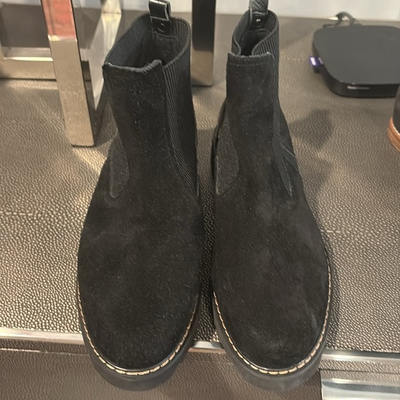NEW Donald Pliner Suede Leather Boots Ankle 6.5 - Picture 7 of 8